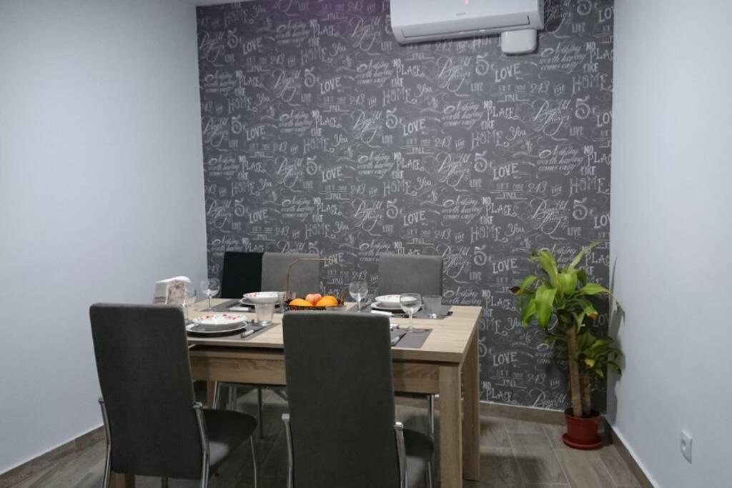 Espacioso Y Centrico Piso Con Zona Chill-Out Αλικάντε Εξωτερικό φωτογραφία