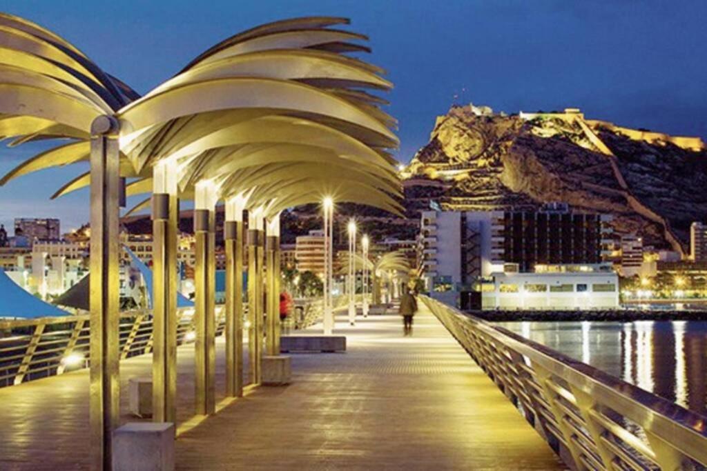 Espacioso Y Centrico Piso Con Zona Chill-Out Αλικάντε Εξωτερικό φωτογραφία