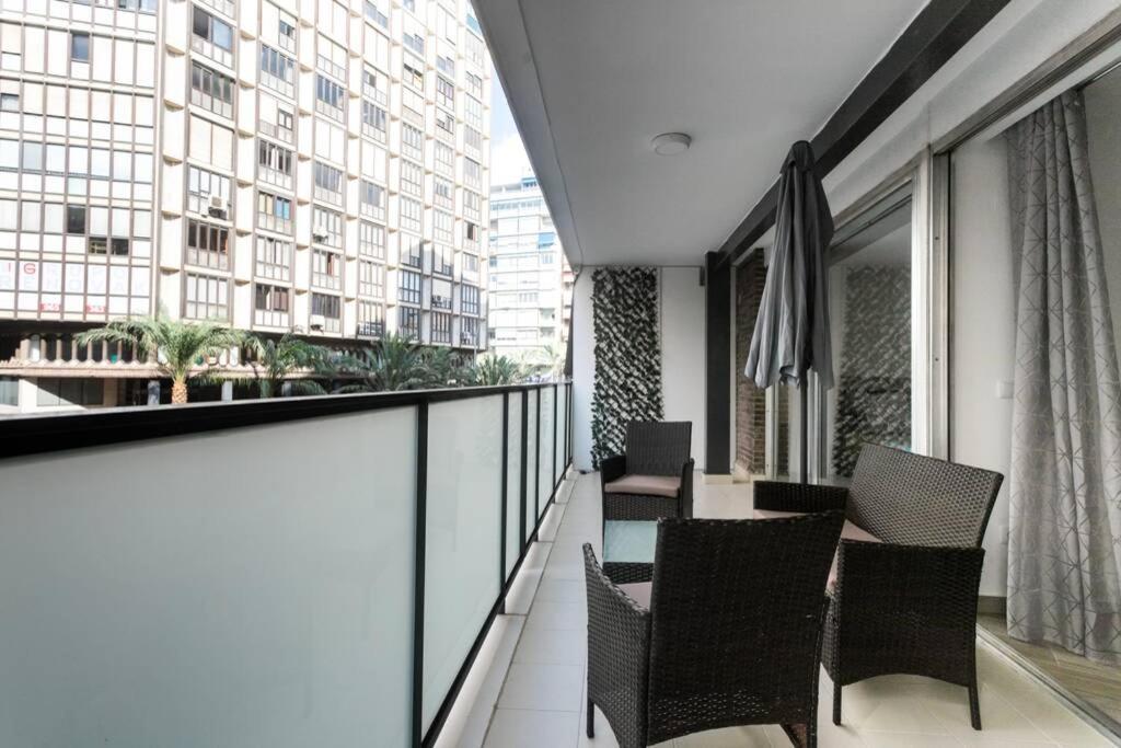 Espacioso Y Centrico Piso Con Zona Chill-Out Αλικάντε Εξωτερικό φωτογραφία